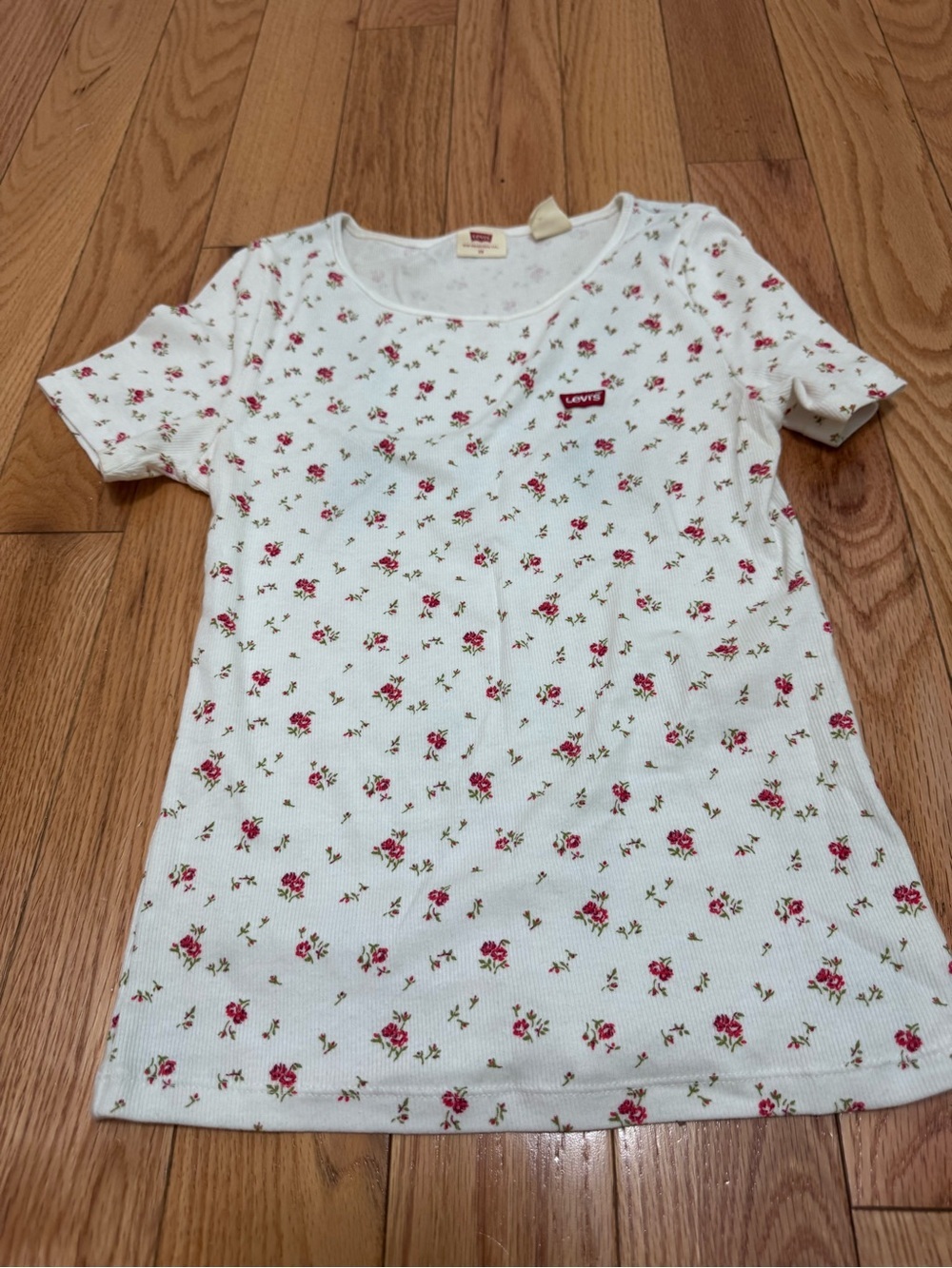 Levi's Cream Floral Short-Sleeve Tee - Picture 2 of 4